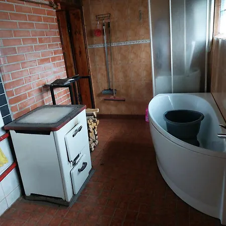 Hostel Livonia Matkamaja Hostel, Kilingi-Nomme