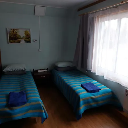 Hostel Livonia Matkamaja *