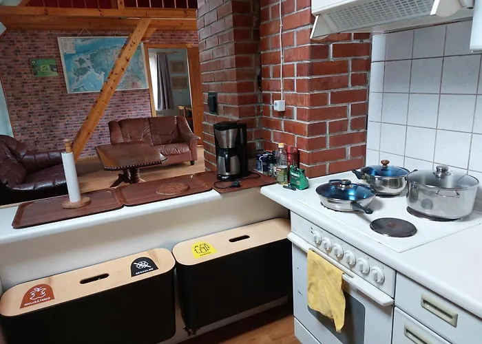 Livonia Matkamaja Hostel, *